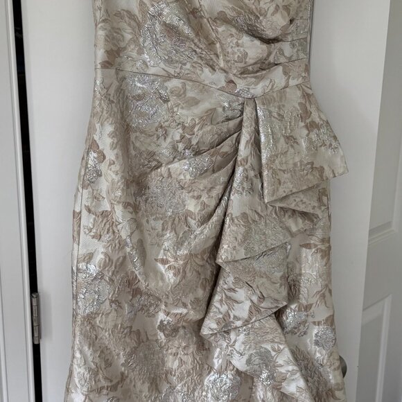 XSCAPE Women's Metallic Jacquard One-Shoulder Gown - Picture 2 of 5